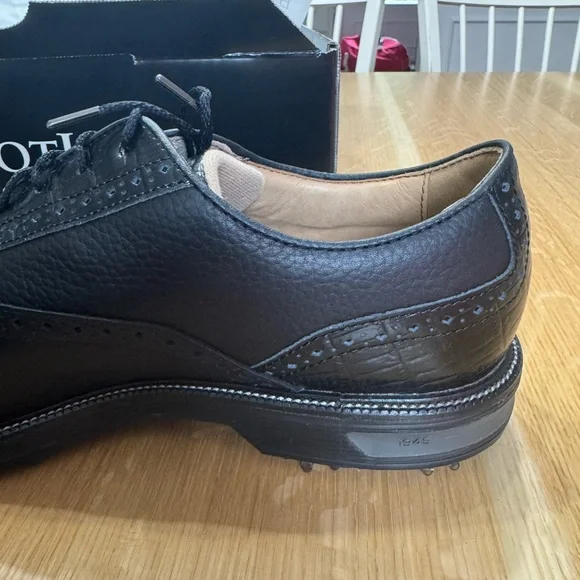 FootJoy Black Leather Men's Golf Shoes - Picture 8 of 16